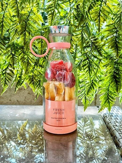 Portable Mini Blender for Fresh Juice (Pack of 1)